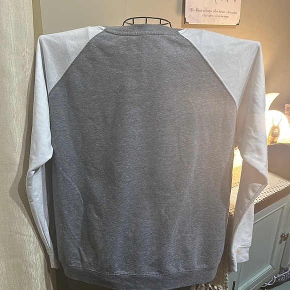 Gray and White Columbus Ohio Sweatshirt - Picture 8 of 8